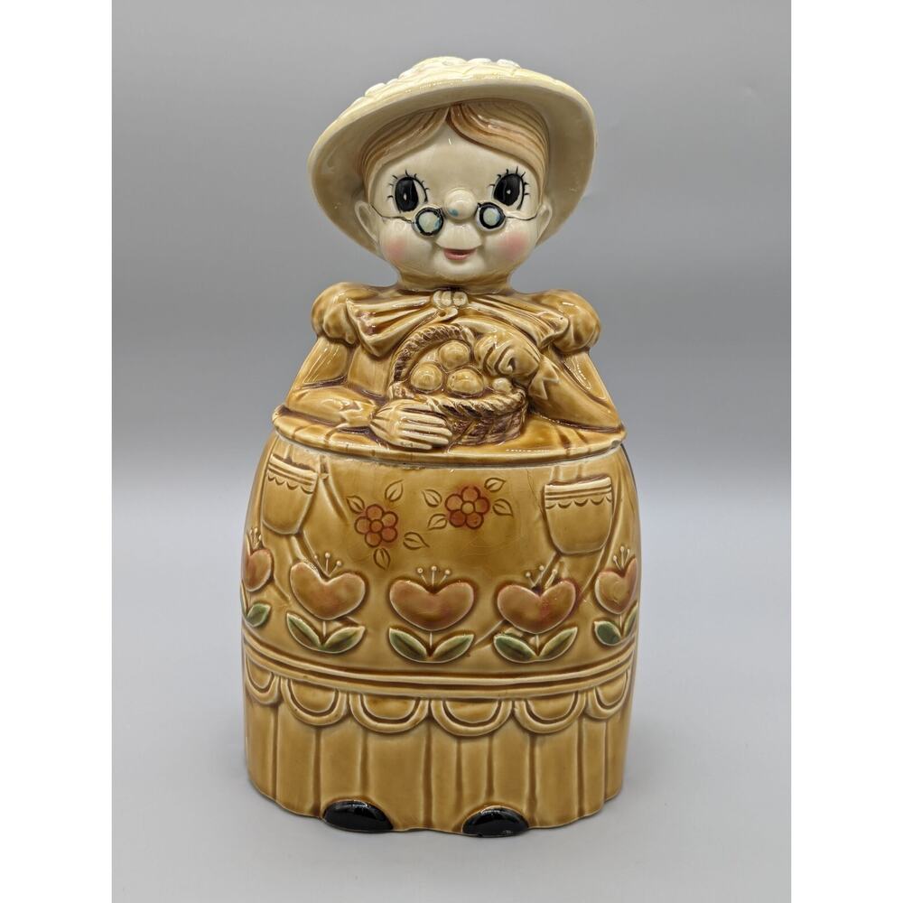 Vintage Ceramic Painted 12" Royal Sealy Grandma Cookie Jar Canister Japan